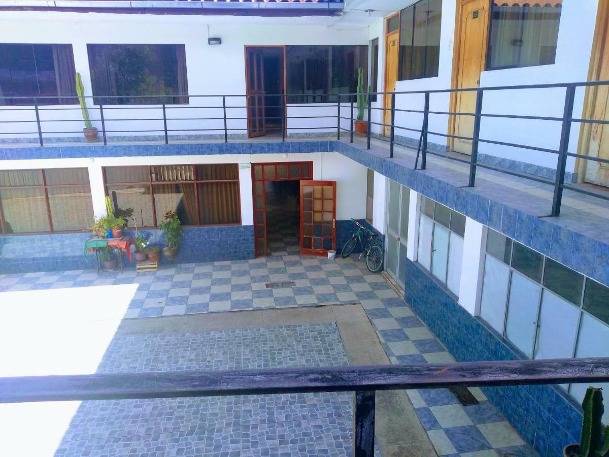 Casa Blanca Hospedaje Huamancaca Eksteriør billede