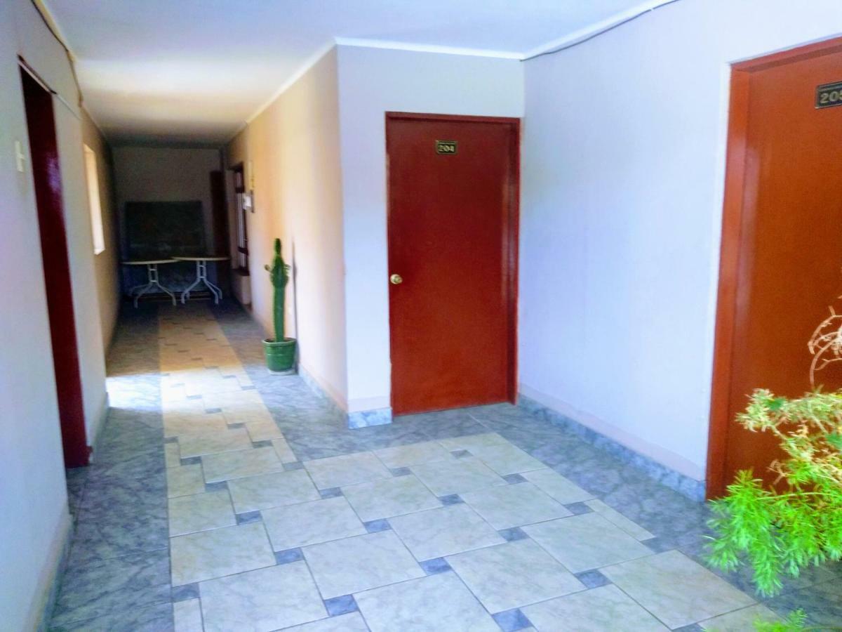 Casa Blanca Hospedaje Huamancaca Eksteriør billede