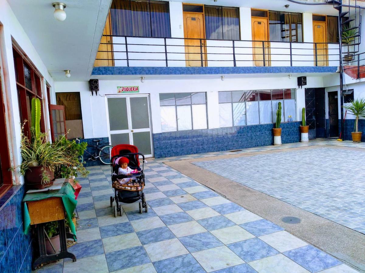 Casa Blanca Hospedaje Huamancaca Eksteriør billede